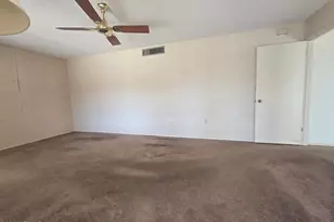 10813 W Hutton Dr, Sun City, AZ 85351 - Photo 17