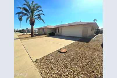 10813 W Hutton Drive, Sun City, AZ 85351 - Photo 3