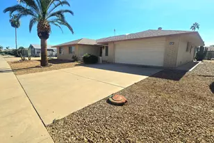 10813 W Hutton Dr, Sun City, AZ 85351 - Photo 3