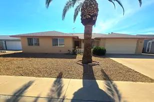 10813 W Hutton Dr, Sun City, AZ 85351 - Photo 1
