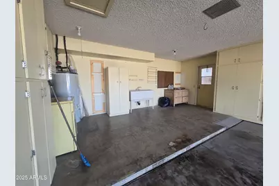 10813 W Hutton Drive, Sun City, AZ 85351 - Photo 21