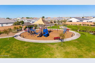 21589 N 102nd Drive, Peoria, AZ 85382 - Photo 33