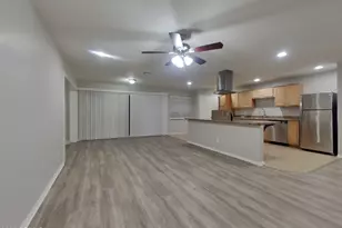 13129 N 21st Dr, Phoenix, AZ 85029 - Photo 3