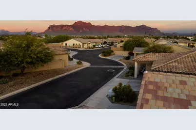 1755 E Mesquite Avenue, Apache Junction, AZ 85119 - Photo 3