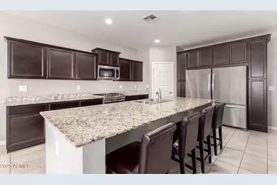 1270 W Carlsbad Drive, San Tan Valley, AZ 85140 - Photo 1