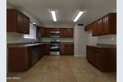 459 S Johnson Street, Mesa, AZ 85202 - Photo 5