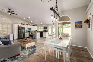 740 W Saragosa St, Chandler, AZ 85225 - Photo 13