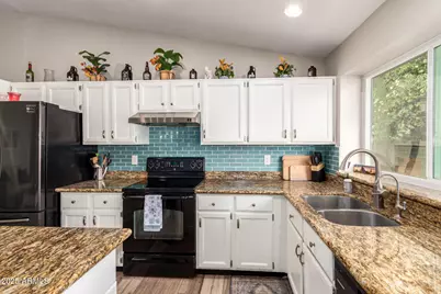 740 W Saragosa Street, Chandler, AZ 85225 - Photo 15