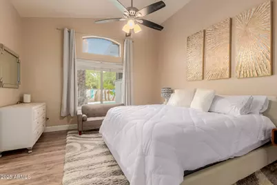 18435 N 31st Street, Phoenix, AZ 85032 - Photo 13