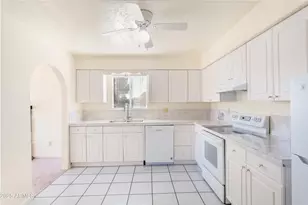 1151 Palo Verde Dr, Sierra Vista, AZ 85635 - Photo 9