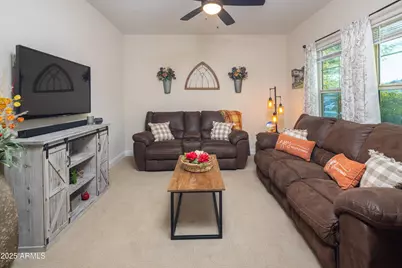 6638 W Sonoma Way, Florence, AZ 85132 - Photo 7