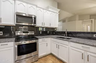 4986 E Magnus Dr, San Tan Valley, AZ 85140 - Photo 13