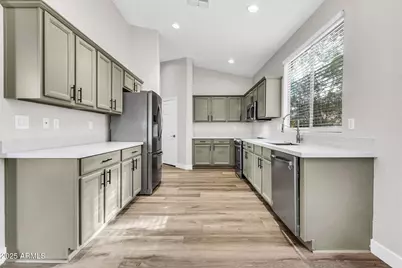 2430 S Dragoon Drive, Chandler, AZ 85286 - Photo 17