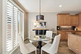 3973 E Hummingbird Ln, Phoenix, AZ 85050 - Photo 13