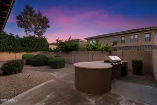 3973 E Hummingbird Ln, Phoenix, AZ 85050 - Photo 41