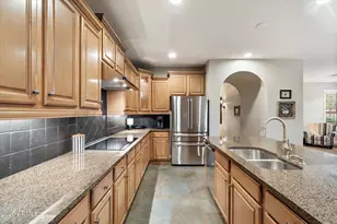 3973 E Hummingbird Ln, Phoenix, AZ 85050 - Photo 15