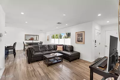 1631 E Claremont Street, Phoenix, AZ 85016 - Photo 7