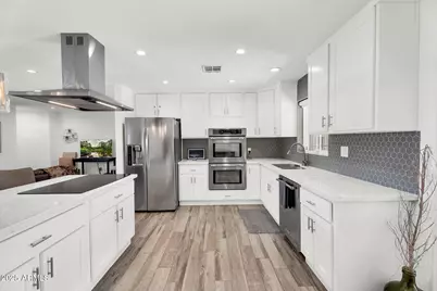 1631 E Claremont Street, Phoenix, AZ 85016 - Photo 9