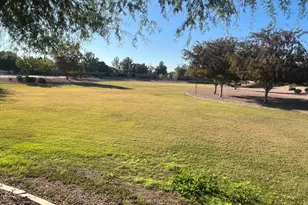 1077 E Loma Vista St, Gilbert, AZ 85295 - Photo 33