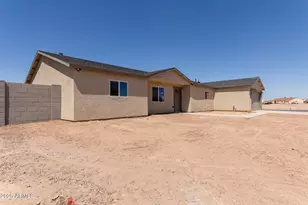 8442 W Raven Dr, Arizona City, AZ 85123 - Photo 9