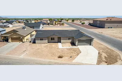 8442 W Raven Drive, Arizona City, AZ 85123 - Photo 49