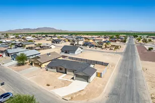 8442 W Raven Dr, Arizona City, AZ 85123 - Photo 39