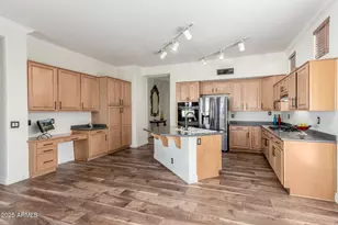 5452 W West Wind Dr, Glendale, AZ 85310 - Photo 15