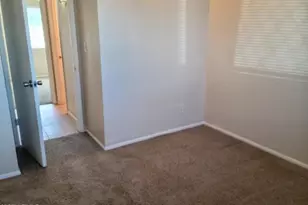 8322 N 60th Ave, Glendale, AZ 85302 - Photo 15