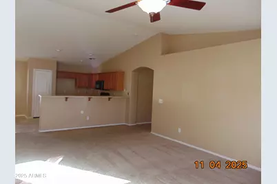 10610 W Windsor Avenue W, Avondale, AZ 85392 - Photo 7
