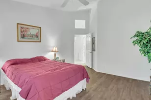 18764 N 89th Ln N, Peoria, AZ 85382 - Photo 13