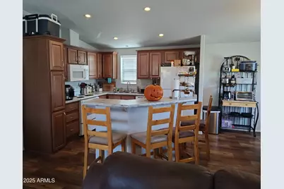 16125 S Apache Drive, Mayer, AZ 86333 - Photo 5