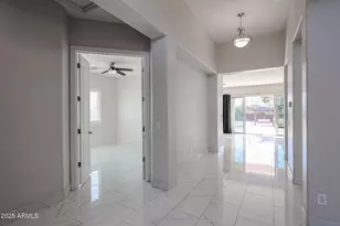 6327 E Dixileta Dr E, Cave Creek, AZ 85331 - Photo 9