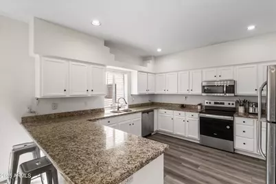 12852 N Mountainside Drive #2, Fountain Hills, AZ 85268 - Photo 3