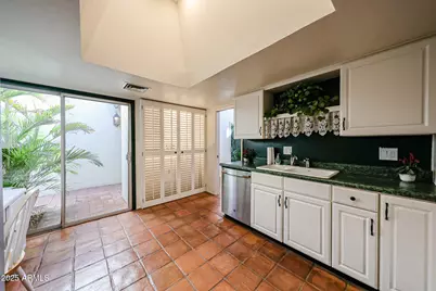 6711 N 16th Place, Phoenix, AZ 85016 - Photo 23