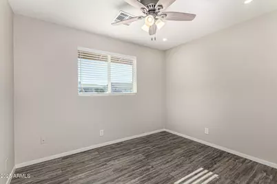 334 E Holmes Avenue, Mesa, AZ 85210 - Photo 15