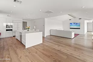 4218 E Palo Verde Dr, Phoenix, AZ 85018 - Photo 15