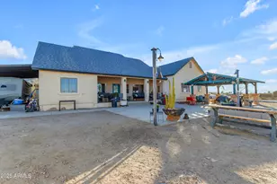 2064 W Dobbins Rd, Phoenix, AZ 85041 - Photo 9