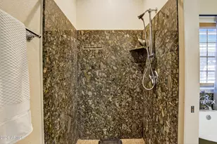 2064 W Dobbins Rd, Phoenix, AZ 85041 - Photo 17