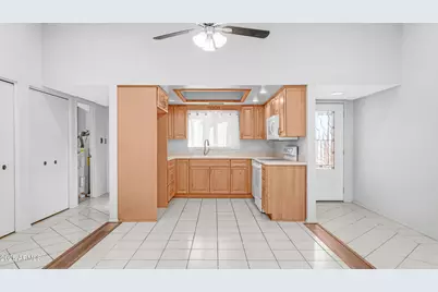 6608 W Phelps Road, Glendale, AZ 85306 - Photo 7