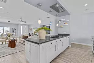 8228 E Monte Vista Rd, Scottsdale, AZ 85257 - Photo 13