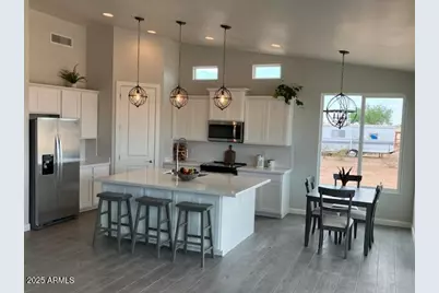 19236 W Audrey Lane, Surprise, AZ 85387 - Photo 11