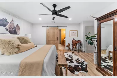 8113 E Morgan Trail, Scottsdale, AZ 85258 - Photo 13