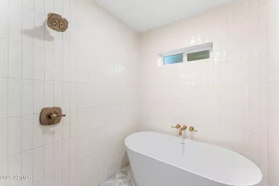 8113 E Morgan Trail, Scottsdale, AZ 85258 - Photo 15