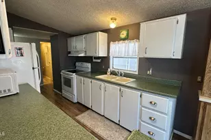 834 S Meridian Rd, Apache Junction, AZ 85120 - Photo 33