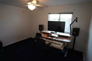 9235 N 51st Ln, Glendale, AZ 85302 - Photo 17