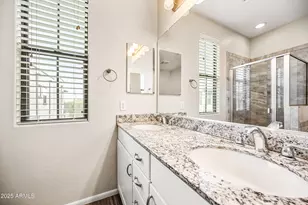 2090 S Dorsey Ln, Tempe, AZ 85282 - Photo 23