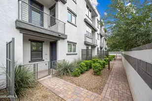 2090 S Dorsey Ln, Tempe, AZ 85282 - Photo 1