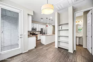 2090 S Dorsey Ln, Tempe, AZ 85282 - Photo 17