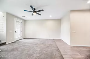 2090 S Dorsey Ln, Tempe, AZ 85282 - Photo 9