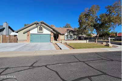 462 E Merrill Avenue, Gilbert, AZ 85234 - Photo 3